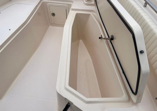 Grady-White Bimini 306 image