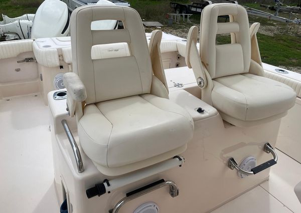 Grady-White Bimini 306 image