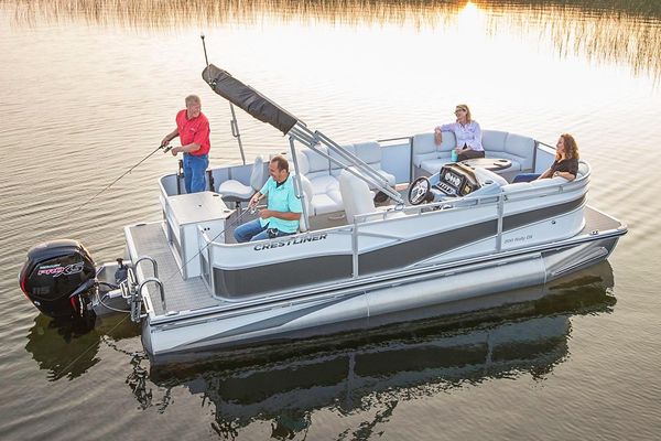 Crestliner 200 Rally DX FC - main image