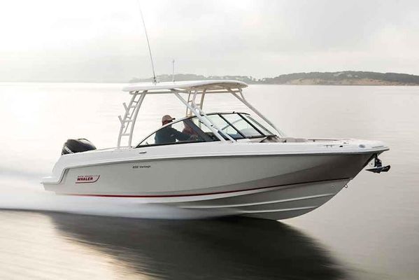 Boston Whaler 230 Vantage - main image
