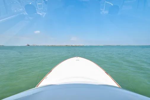 Viking 70 Convertible image