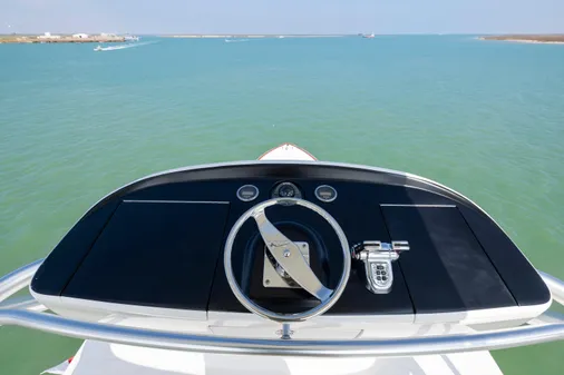 Viking 70 Convertible image