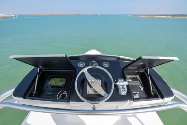 Viking 70-CONVERTIBLE image