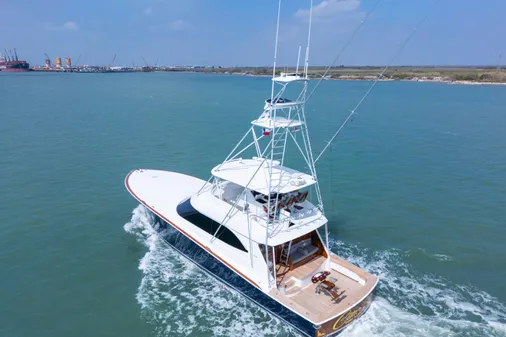 Viking 70 Convertible image