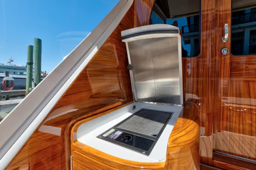 Viking 70 Convertible image