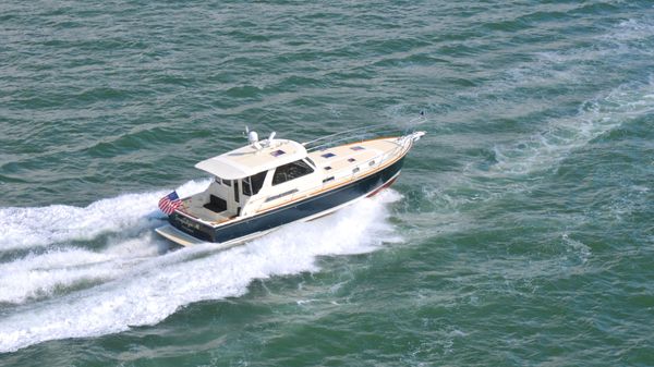 Sabre 42 Hardback Express 