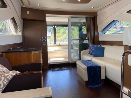 Sea Ray 450 Sedan Bridge image