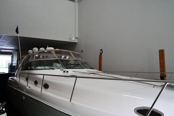 Sea Ray 450 Sundancer - main image