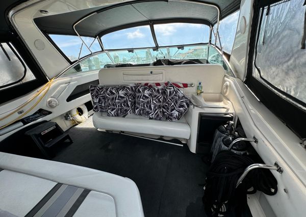 Sea Ray 350 Sundancer image