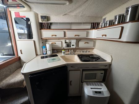 Sea Ray 350 Sundancer image