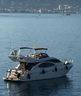 Azimut 46 image