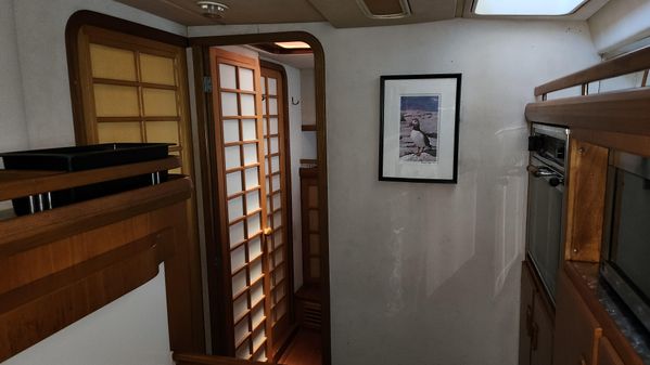 Deerfoot Pilothouse 74 image