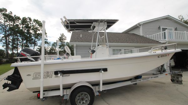 Carolina Skiff 21dlv 