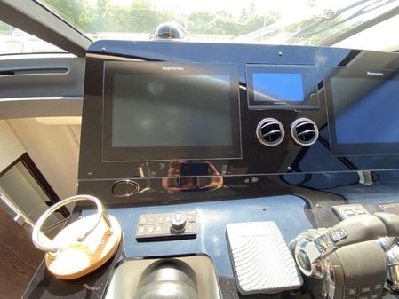 Azimut 60 Flybridge image