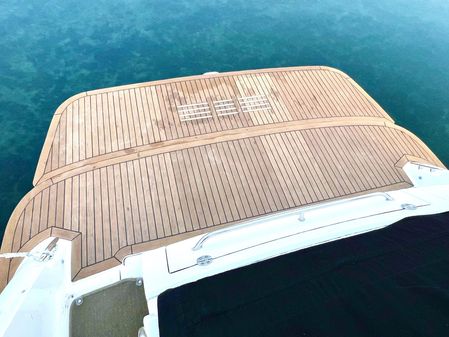 Sea Ray 350 Sundancer image