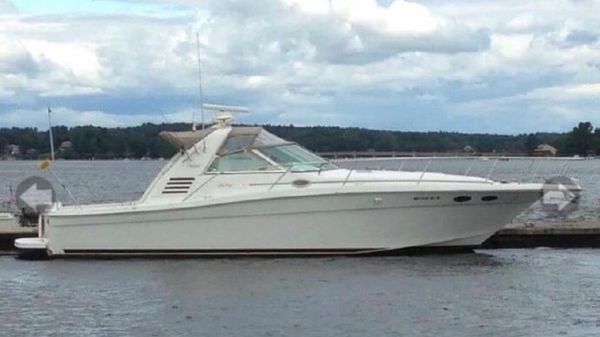 Sea Ray 370 Express Cruiser 