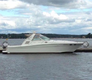 Sea Ray 370 Express Cruiser image