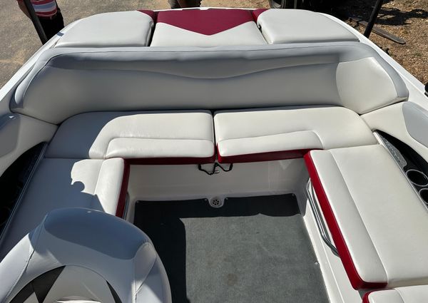 Mastercraft X2 image