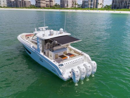 Boston Whaler 420 Outrage image