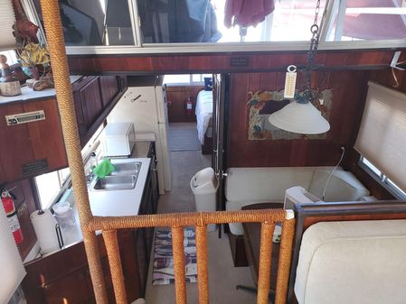 Gibson HOUSEBOAT image