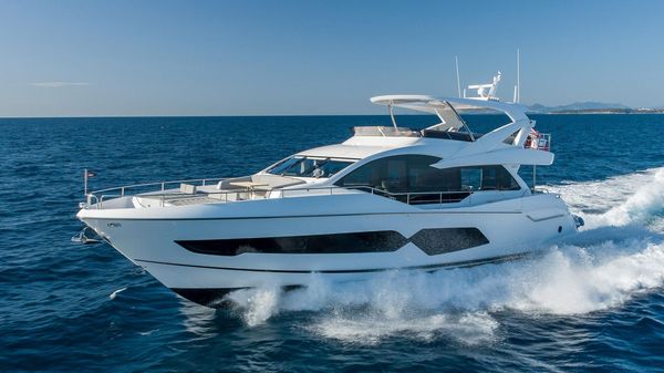 Sunseeker 76 Yacht