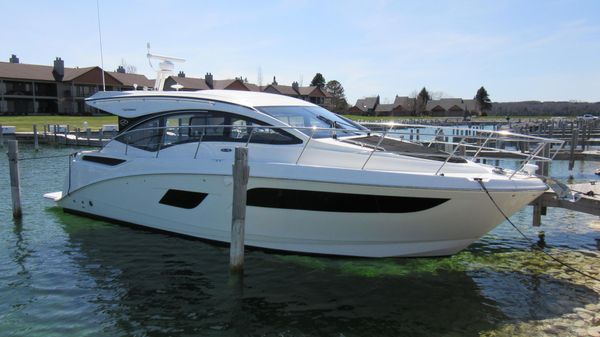 Sea Ray 400 Sundancer