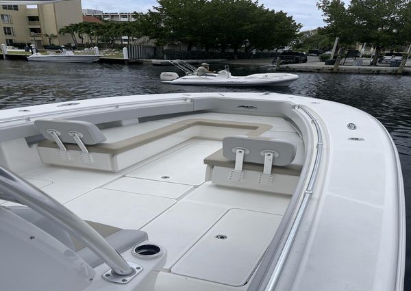 Invincible 36 Center Console image