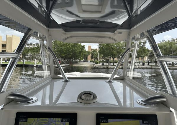 Invincible 36 Center Console image