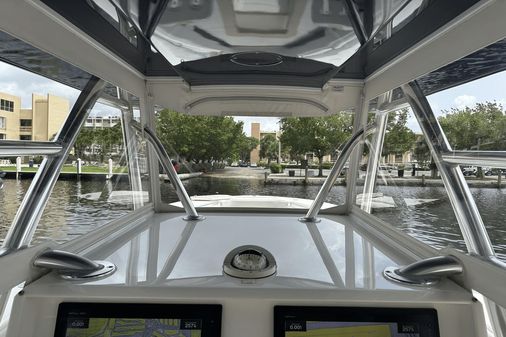 Invincible 36 Center Console image