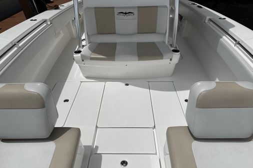 Invincible 36 Center Console image