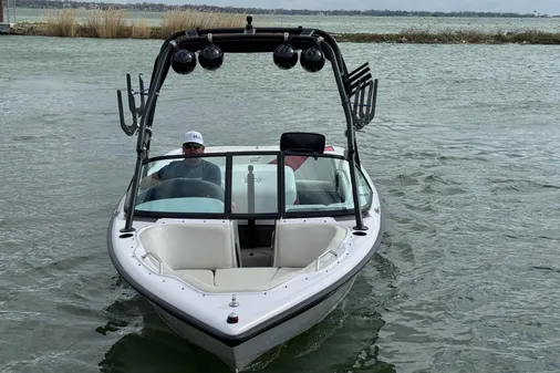 Correct Craft Super Air Nautique image