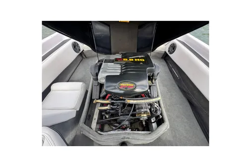 Correct Craft Super Air Nautique image