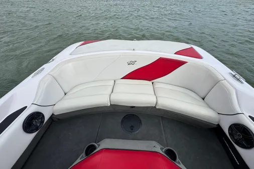 Correct Craft Super Air Nautique image