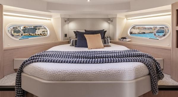 Beneteau SWIFT-TRAWLER-41-FLY image