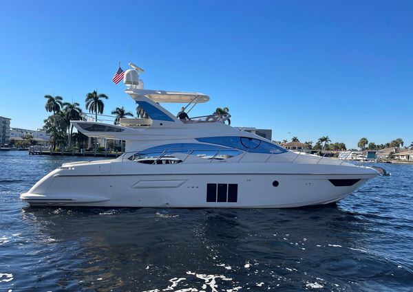 Azimut 54 Fly image