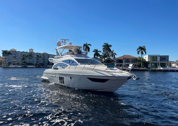 Azimut 54 Fly image