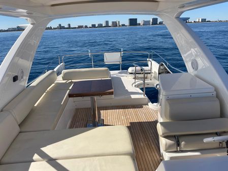 Azimut 54 Fly image