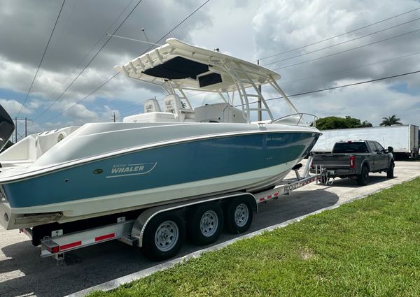 Boston-whaler 320-OUTRAGE image