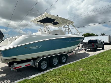 Boston-whaler 320-OUTRAGE image