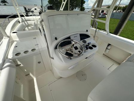 Boston-whaler 320-OUTRAGE image