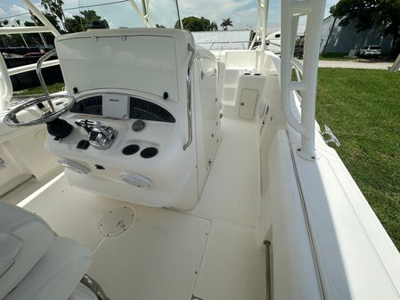 Boston-whaler 320-OUTRAGE image