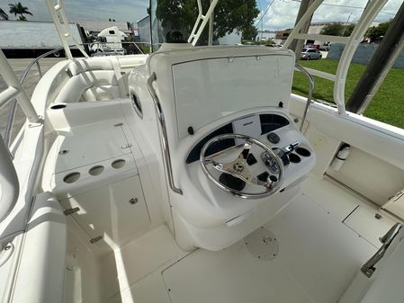 Boston-whaler 320-OUTRAGE image