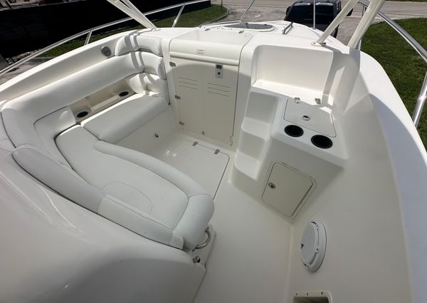 Boston-whaler 320-OUTRAGE image