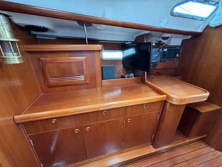 Beneteau 393 image