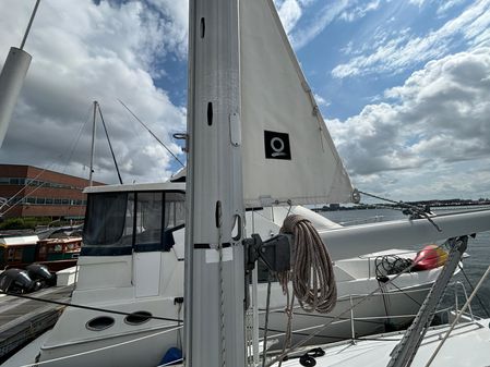 Beneteau 393 image