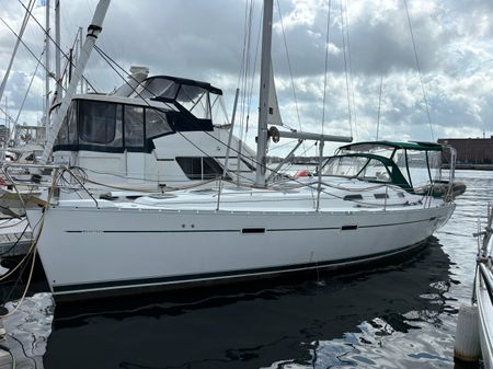 Beneteau 393 image