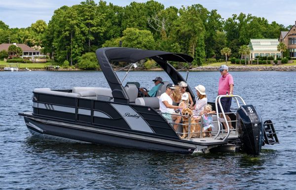 2025 Bentley Pontoons Elite Swingback