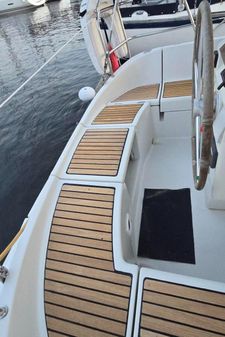 Beneteau Oceanis 370 image