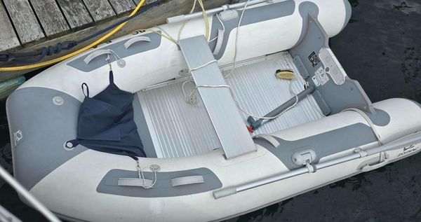 Beneteau Oceanis 370 image