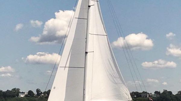 Beneteau Oceanis 370 